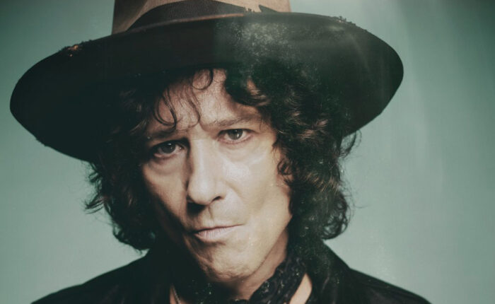 transporte a Enrique Bunbury desde Querétaro